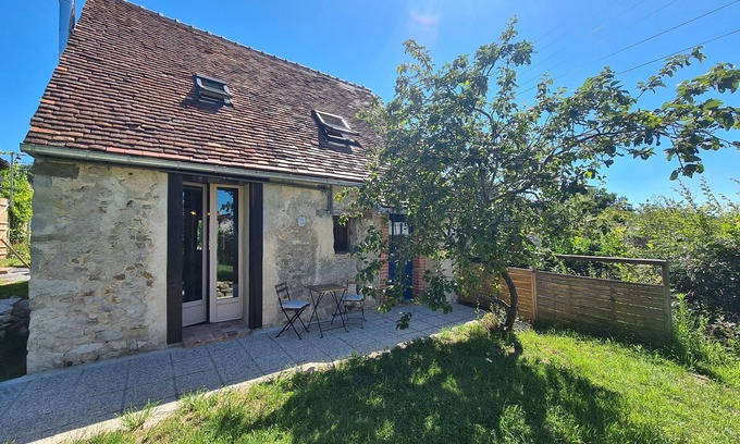 Lignac Cottage | Charming Cottage in Berry with Private Terrace and Shared Garden, Near Brenne Ponds and Futuroscope