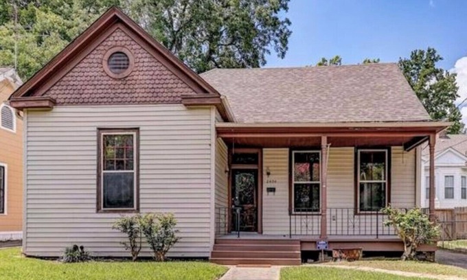 Vicksburg Cottage | Charming cottage in the heart of the city!