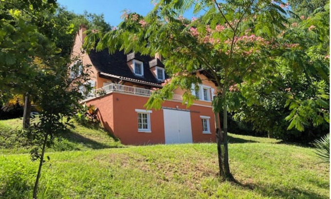 Journiac Cottage | Charming cottage in the heart of nature with panoramic views