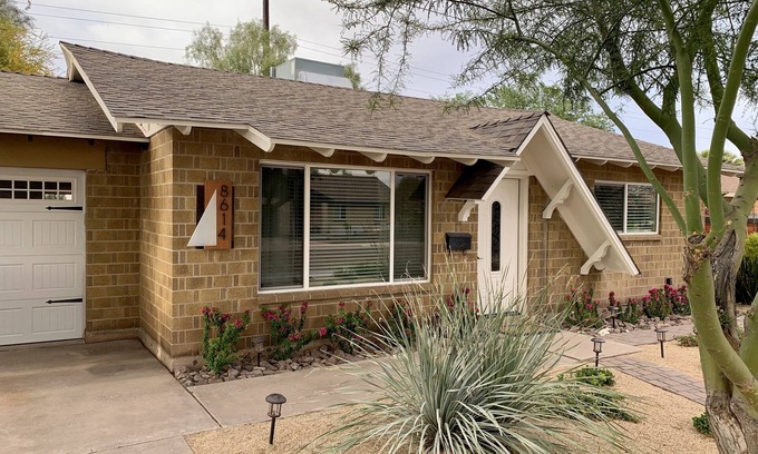Park Scottsdale One Cottage | Charming Cottage near the heart of Old Town Scottsdale
