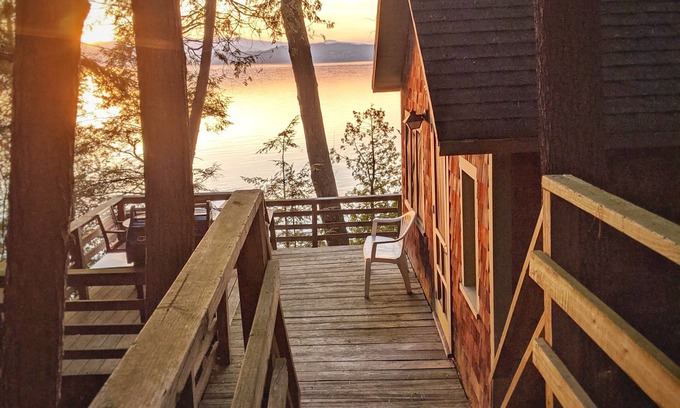 Vergennes Cabin | Charming Cottage on the Shores of Lake Champlain