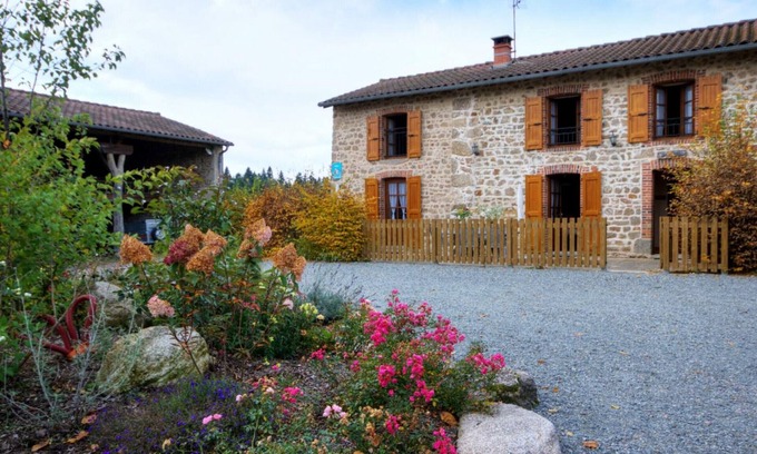 Les Salles Cottage | Charming Cottage with Terrace: 3BR, Sleeps 7, Near Fishing Pond, Pet-Friendly, All Charges Included