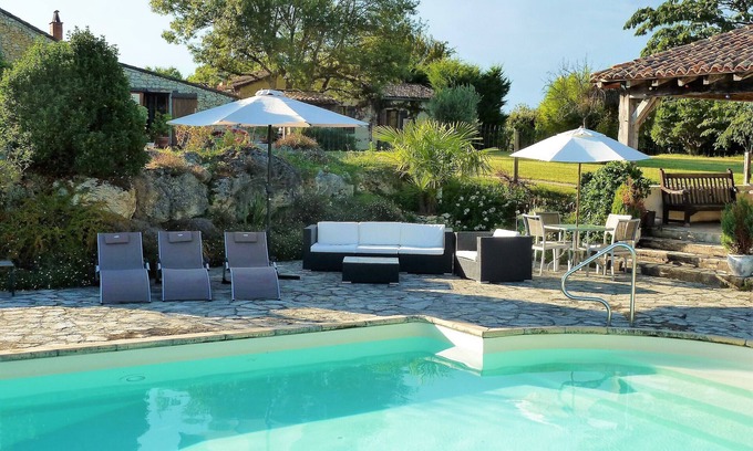 Monbazillac Cottage | Charming Country Cottage With Large Heated Pool In Monbazillac, near Bergerac