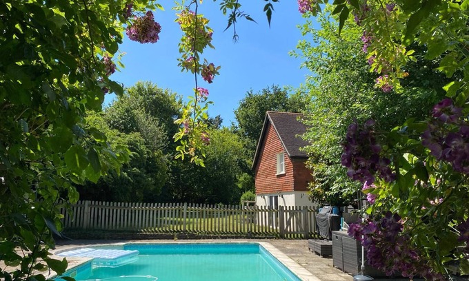 Plummers Plain House | Charming Country House, Heated Pool, Gated Entrance, Secure Parking, Sleeps 8