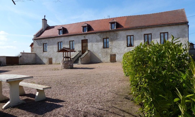 Arfeuilles Cottage | Charming Countryside Cottage with Fireplace, Close to Vichy, Ideal for Hikers and Nature Lovers