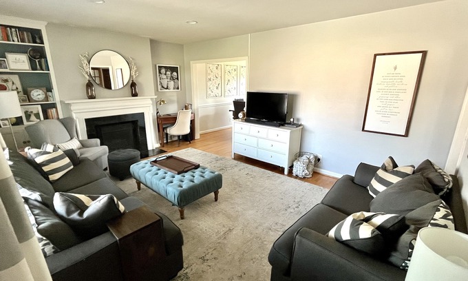 St. Matthews House | Charming Derby Getaway, sleeps 6-8