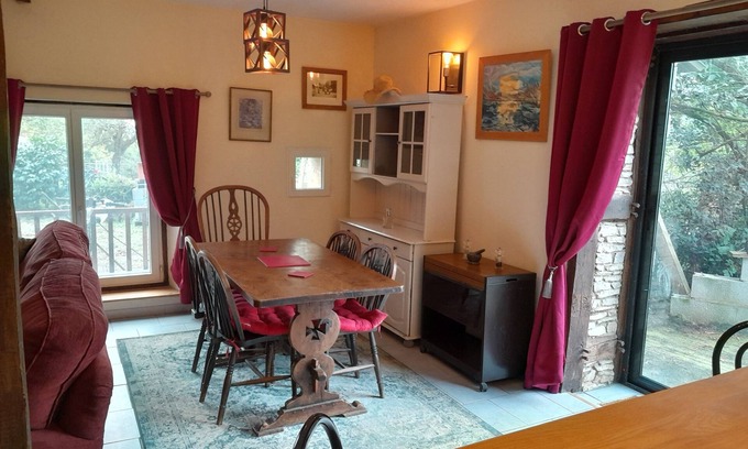 Salagnac Cottage | Charming detached country cottage
