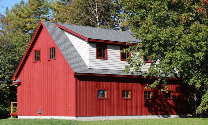 Waldoboro House | Charming Dog Friendly MidCoast Maine Coach House - Great WiFi, Clean & Cozy