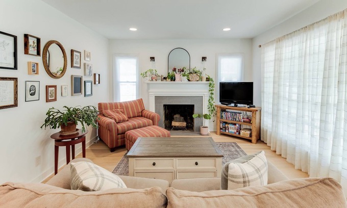 Northport House | Charming Downtown Retreat: Modern Comforts in the Heart of Northport
