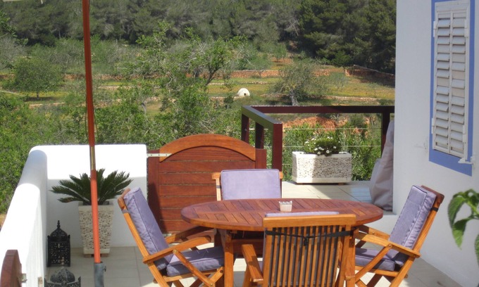 Santa Eulalia del Rio House | Charming house 5 min. walk from the beach of Cala Mastella. ETV-1272-E