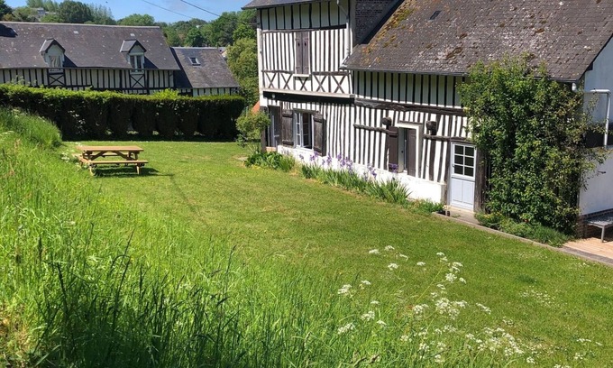 Saint-Valery-en-Caux House | Charming family home sleeps 12 in Saint Valery en Caux