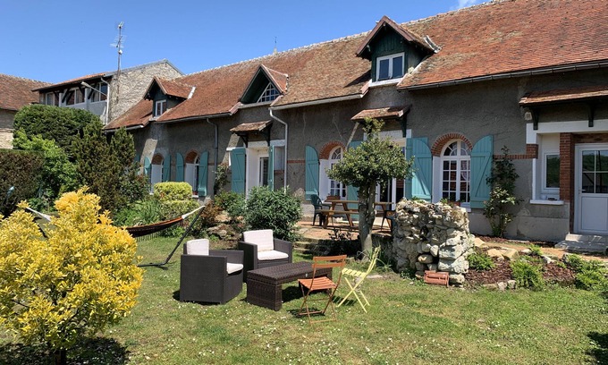 Braye-en-Laonnois Cottage | Charming farmhouse in the countryside