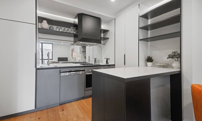 Fitzroy Apartment | Charming Fitzroy Apartment