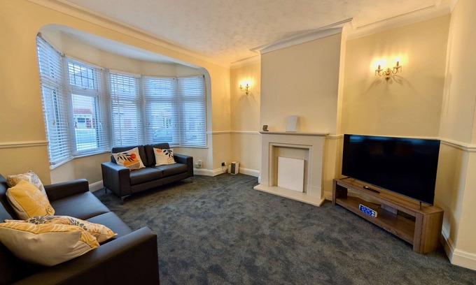 Redbridge House | Charming flat in Somersby Gardens