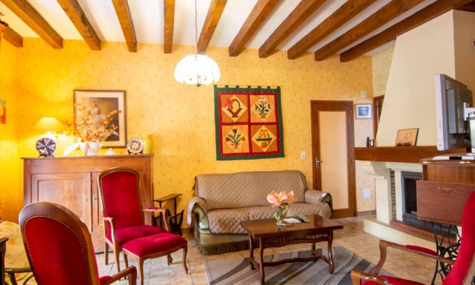 Le Change Cottage | Charming Countryside Home: Fireplace, Terrace, Pets Welcome