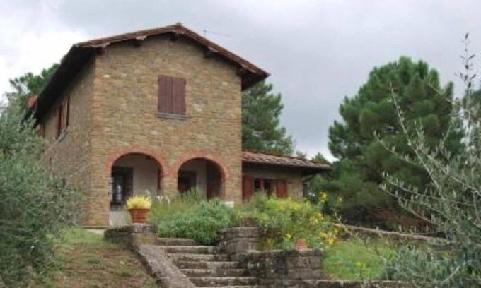 Palazzuolo Alto House | Charming hill villa with a wonderful view and park
