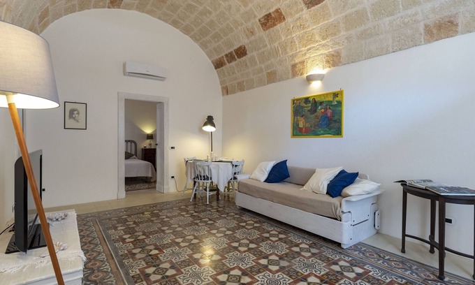 Monopoli Apartment | Charming Historic Apartment in Puglia near the Sea