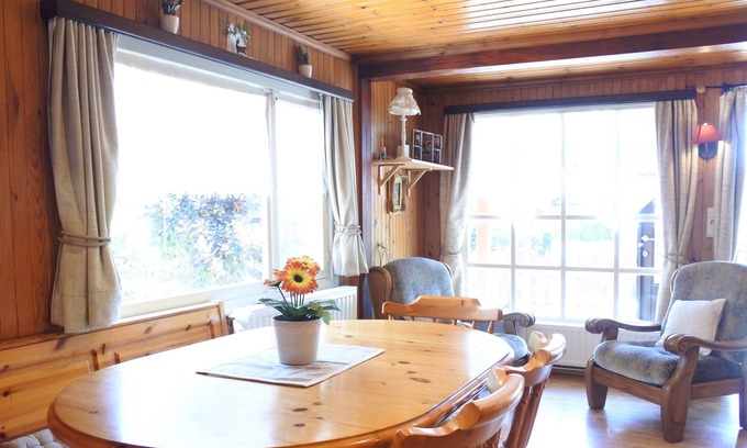 Han-sur-Lesse Ski Chalet | Charming holiday chalet located in a private estate with fenced garden