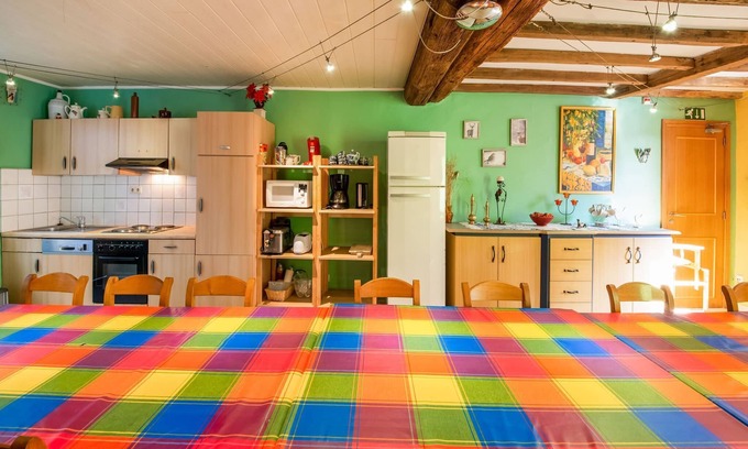 Awenne House | Charming Holiday Home in Awenne