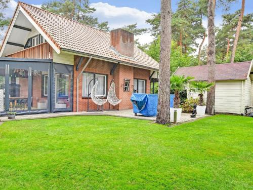 Langstraat House | Charming holiday home with a covered terrace