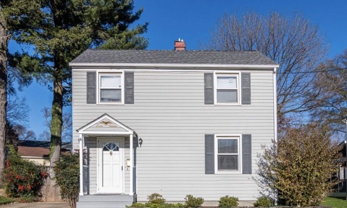 Rockville House | Charming Home Minutes from Downtown Rockville