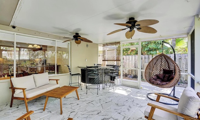 Santa Barbara Estates House | Charming home with yard, walk to the beach. Pet-friendly
