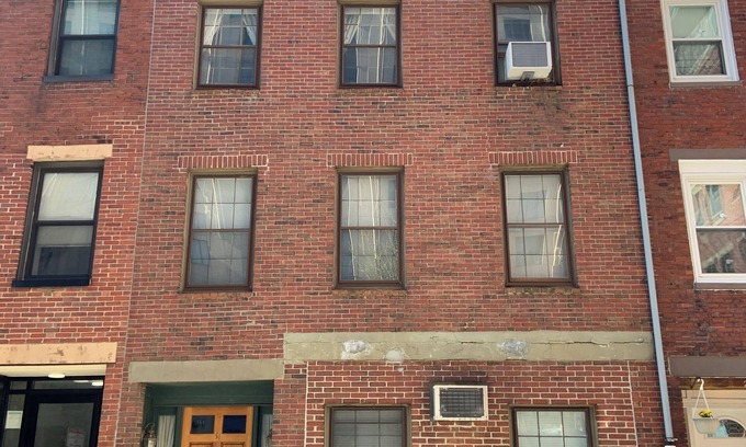 Chinatown House | Charming House In Downtown Boston, Nearby Attractions, Parking & Free WiFi