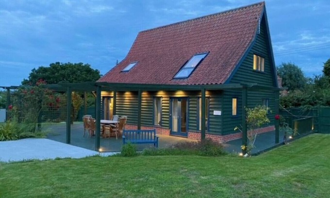 Cretingham House | Charming House in Rural Suffolk