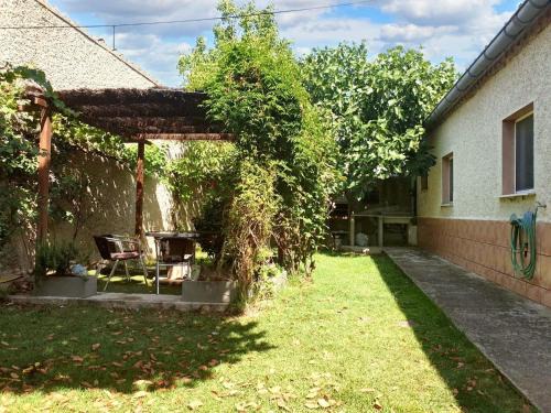 Murillo El Cuende House | Charming House in Rada with Fenced Garden