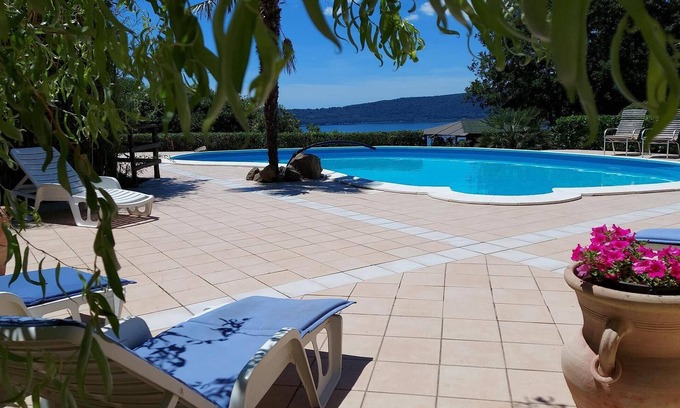 Caprarola House | Charming House near Rome, lake view, pool, WiFi, max 6 persons