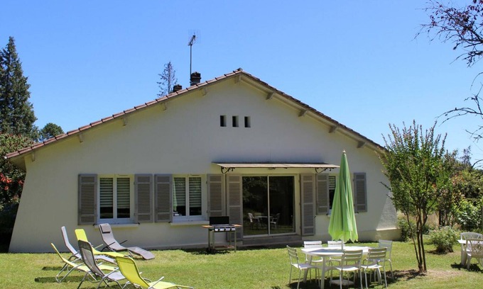 Chancelade Cottage | Charming House with Garden near Périgueux – Wifi, Parking, Baby Equipment