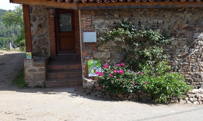 Pralong Cottage | Charming house with stove and shaded garden in Pralong