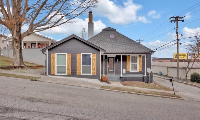 Lenoir City House | Charming Lenoir City Home Near Parks