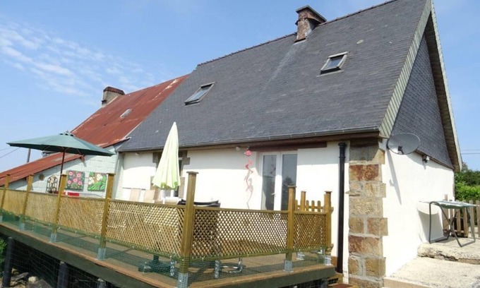 Sourdeval House | Charming little house, Pets welcome!