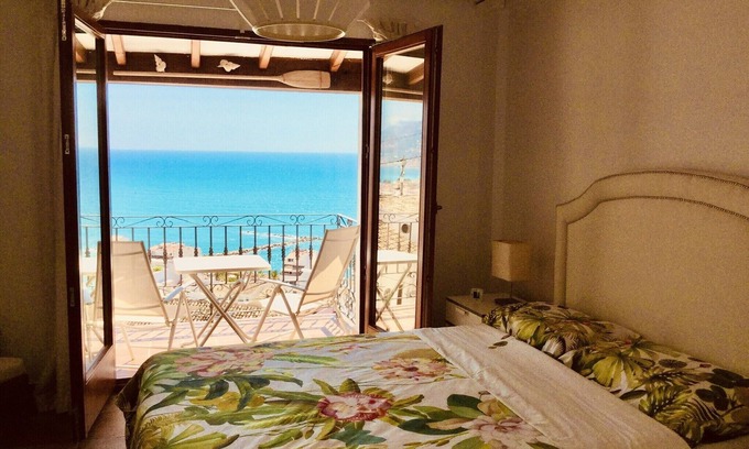 Altea House | Charming Mediterranean Townhouse Panoramic Sea Views prime location