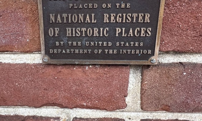 Memphis Cottage | Charming Midtown Cottage in Historic Neighborhood with Pool