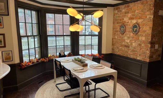 Downtown Harrisburg House | Charming, Newly-Renovated, & Centrally-Located Home in Downtown Harrisburg
