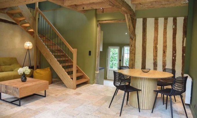 Boudeville Cottage | Charming Pays de Caux Normandie gîte 20 minutes from the coast.