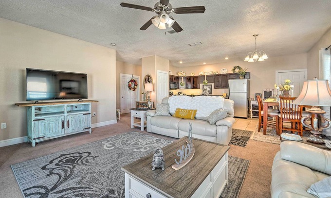Portales House | Charming Portales Retreat Across From ENMU!