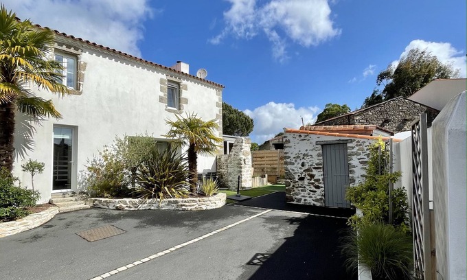 Mouilleron-le-Captif Cottage | Charming renovated gîte extens'yon