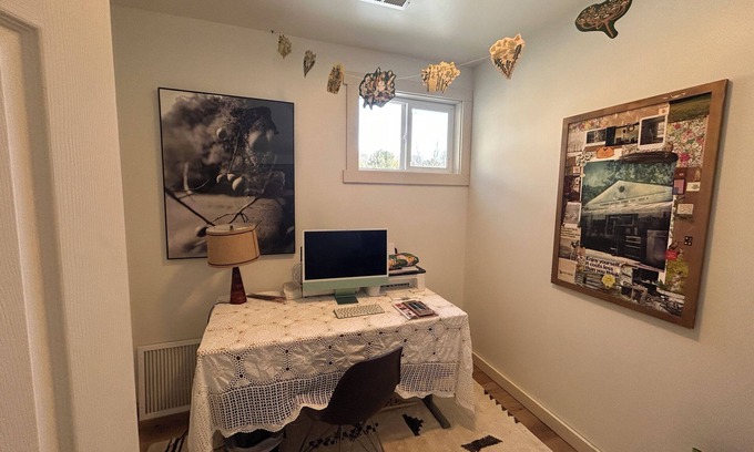 Mount Clare House | Charming Renovated Schoolhouse Retreat – 2BR + Office, Spacious Yard