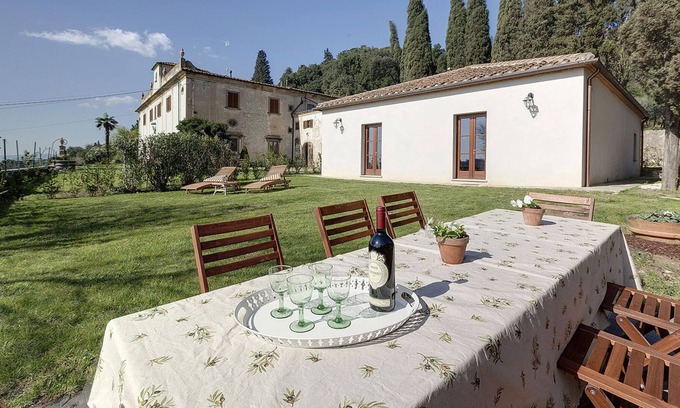 Calenzano Other | Charming residence in countryside just outside Florence!