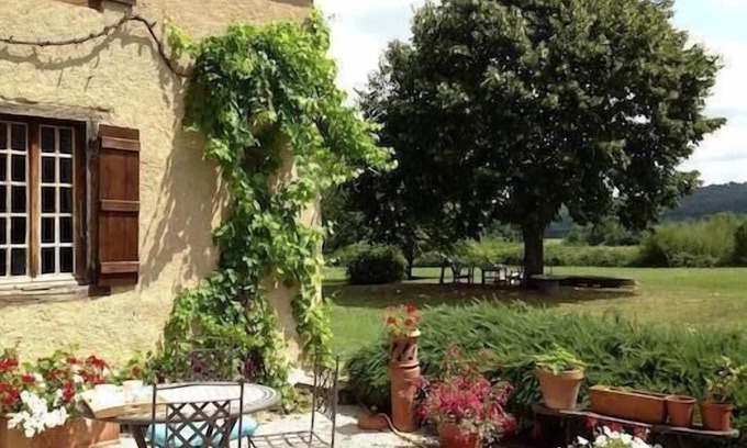 Cizos Other | Charming Restored Farmhouse with Inspiring Views for Artists