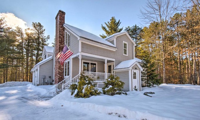 Blueberry Estates House | Charming Retreat about 1 Mi to Ossipee Lake Marina!
