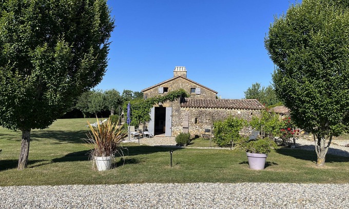 Sainte Croix de Beaumont Cottage | Charming romantic gite
