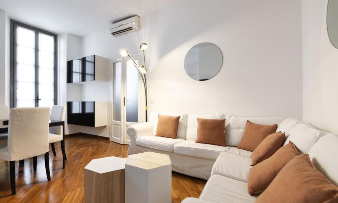 Porta Venezia Apartment | Charming San Babila Apt.