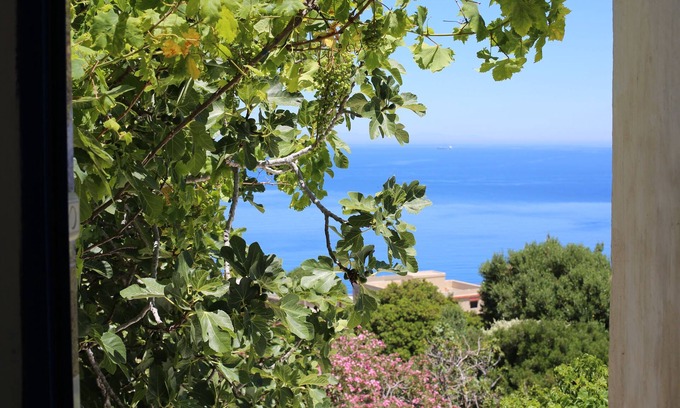 Tangier Villa | Charming Seaside Retreat with Panoramic Views in Belyounech