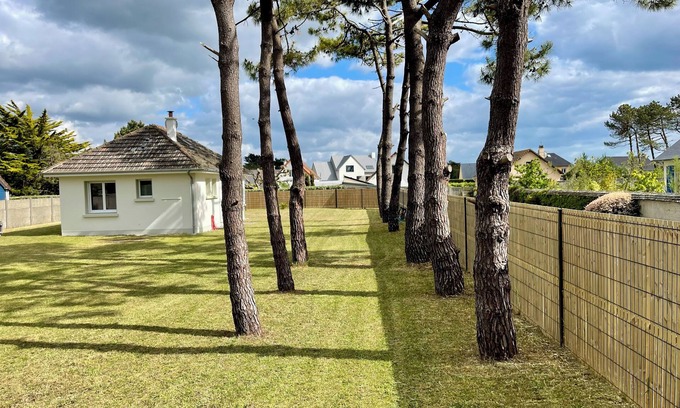 Portbail House | Charming small house in a large garden, close to the Beach