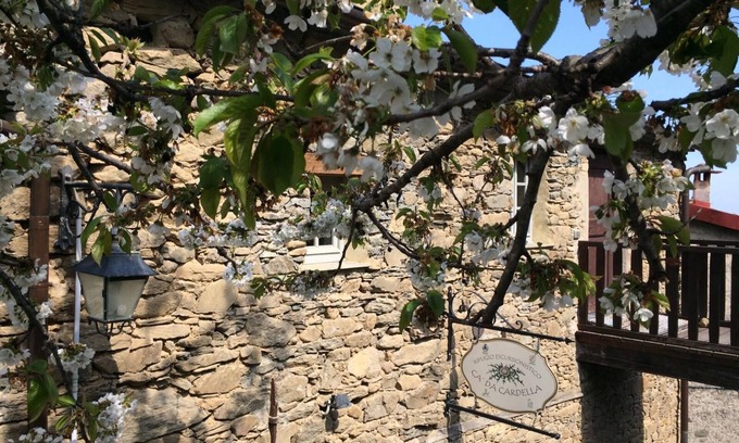Mendatica House | Charming stone and wood vacation home in Liguria - natural idyll near Imperia