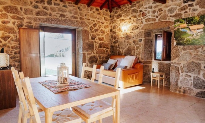 Ponte de Lima House | Charming Stone House with Pool – Quiet Escape in Ponte de Lima